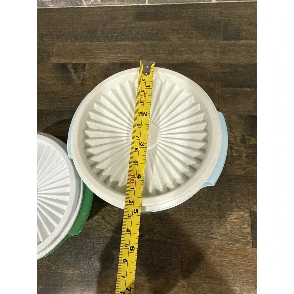 Tupperware Servalier Bowls Liquid Tight Seals Set of 2 New